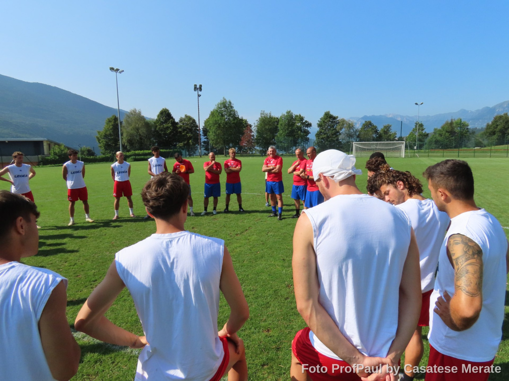 Giorno 6: Rifinitura, vittoria nel test e visita della società